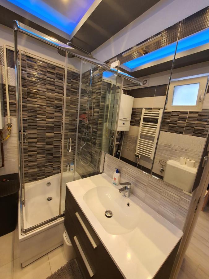 Belvarosi Exkluziv Loft Debrecen Ngoại thất bức ảnh